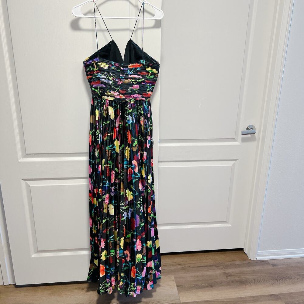 Aiifos Adriana pleated floral Gown Size 6 - Picture 6 of 10